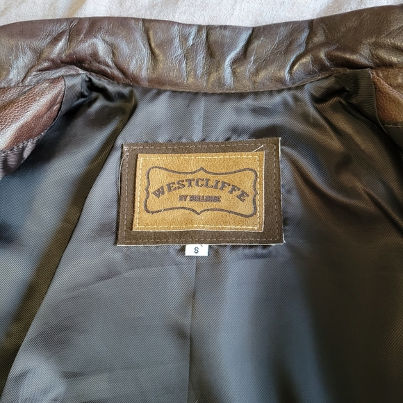 Brown leather jacket - Picture 4 of 9